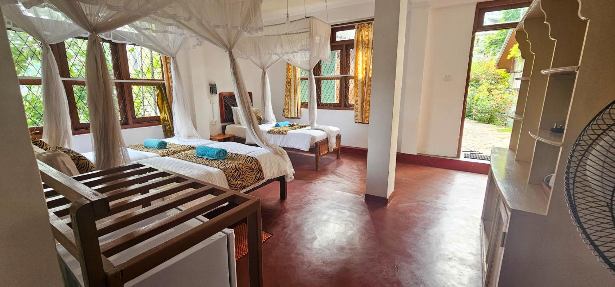 Hilltop Guest House Ella Quarto foto